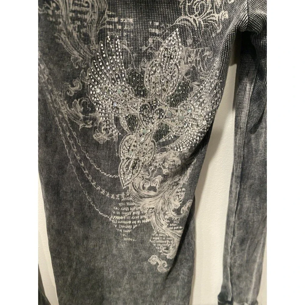 Vtg Y2K stonewashed Graphic Thermal Henley Hoodie Rhinestone embellished Sz M